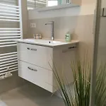Strandstrasse - Fuehrt Auf Schoene Ostsee-seebruecke Apartmán Ostseebad Kühlungsborn