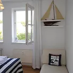 Strandstraße - Führt Auf Schöne Ostsee-seebrücke *
