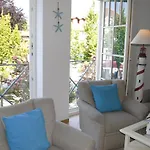 Apartmán Strandstrasse - Fuehrt Auf Schoene Ostsee-seebruecke *