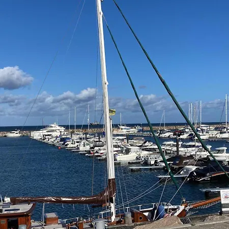 Strandstrasse - Fuehrt Auf Schoene Ostsee-seebruecke Apartament *