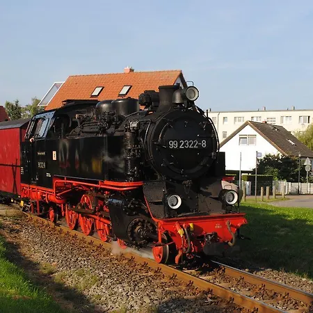Appartement Strandstrasse - Fuehrt Auf Schoene Ostsee-seebruecke Ostseebad Kühlungsborn