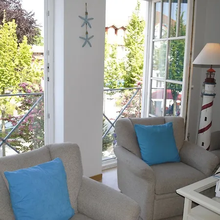 Appartement Strandstrasse - Fuehrt Auf Schoene Ostsee-seebruecke *
