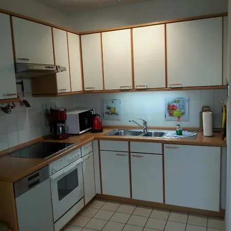 Apartament Strandstrasse - Fuehrt Auf Schoene Ostsee-seebruecke