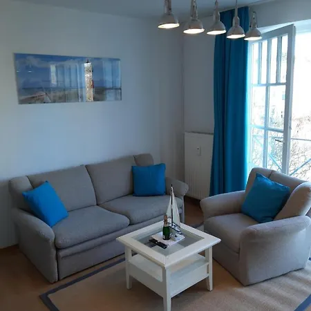 Appartement Strandstrasse - Fuehrt Auf Schoene Ostsee-seebruecke Ostseebad Kühlungsborn