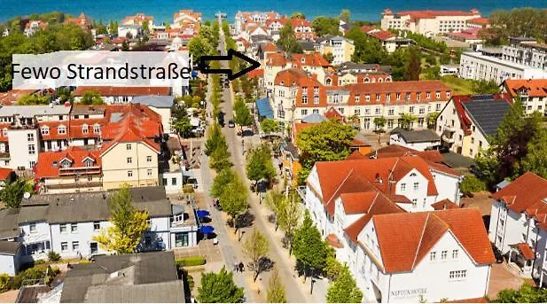 Strandstrasse - Fuehrt Auf Schoene Ostsee-seebruecke Lejlighed Ostseebad Kühlungsborn