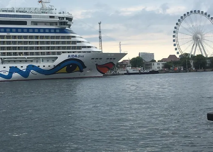 Lejlighed Strandstrasse - Fuehrt Auf Schoene Ostsee-seebruecke