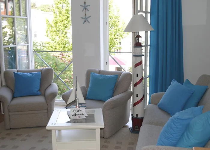 Strandstrasse - Fuehrt Auf Schoene Ostsee-seebruecke Lejlighed Ostseebad Kühlungsborn